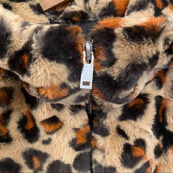 UGG Leopard Faux Fur Mandy Hoodie - Picture 14 of 16